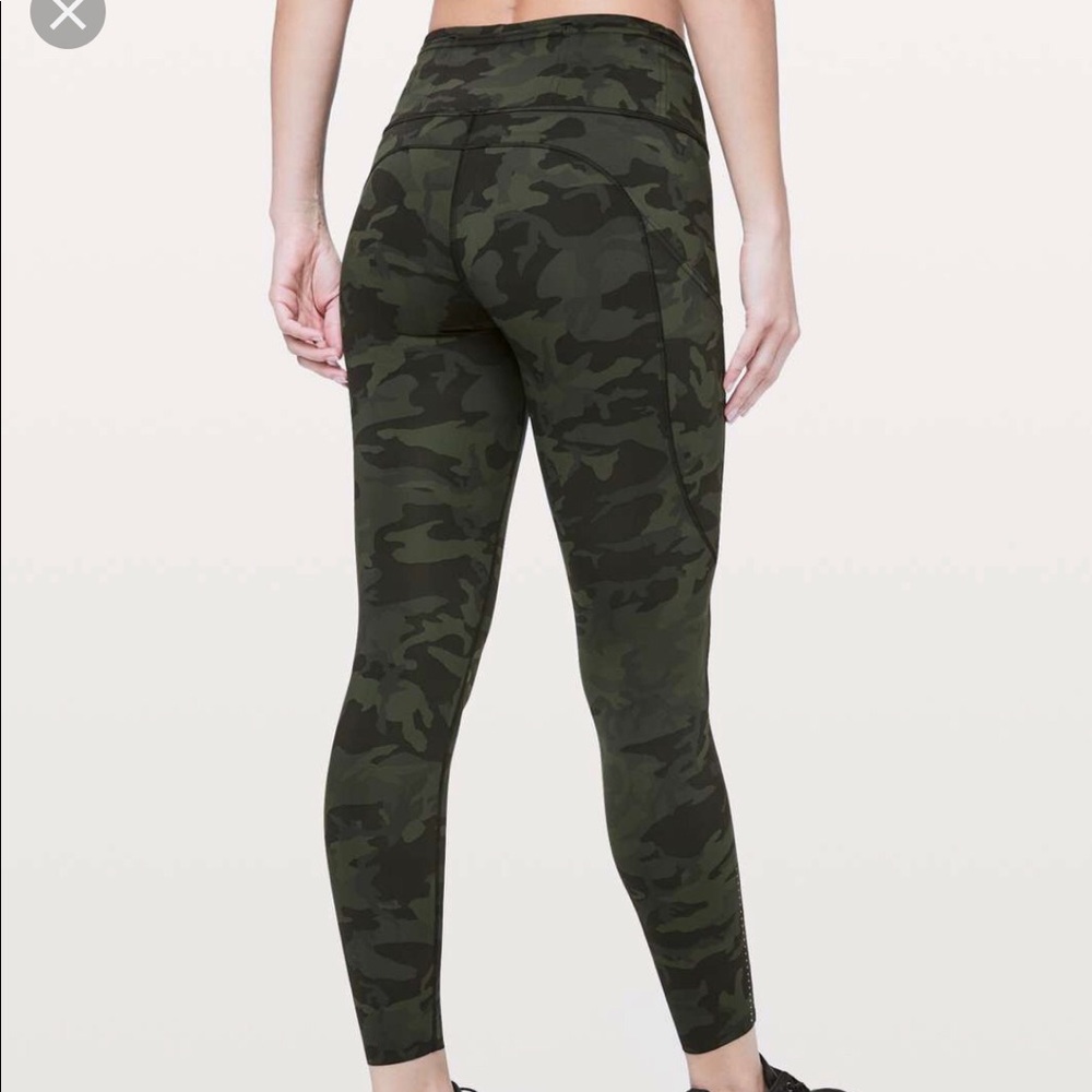 NWT LULULEMON FAST AND FREE CAMO 4